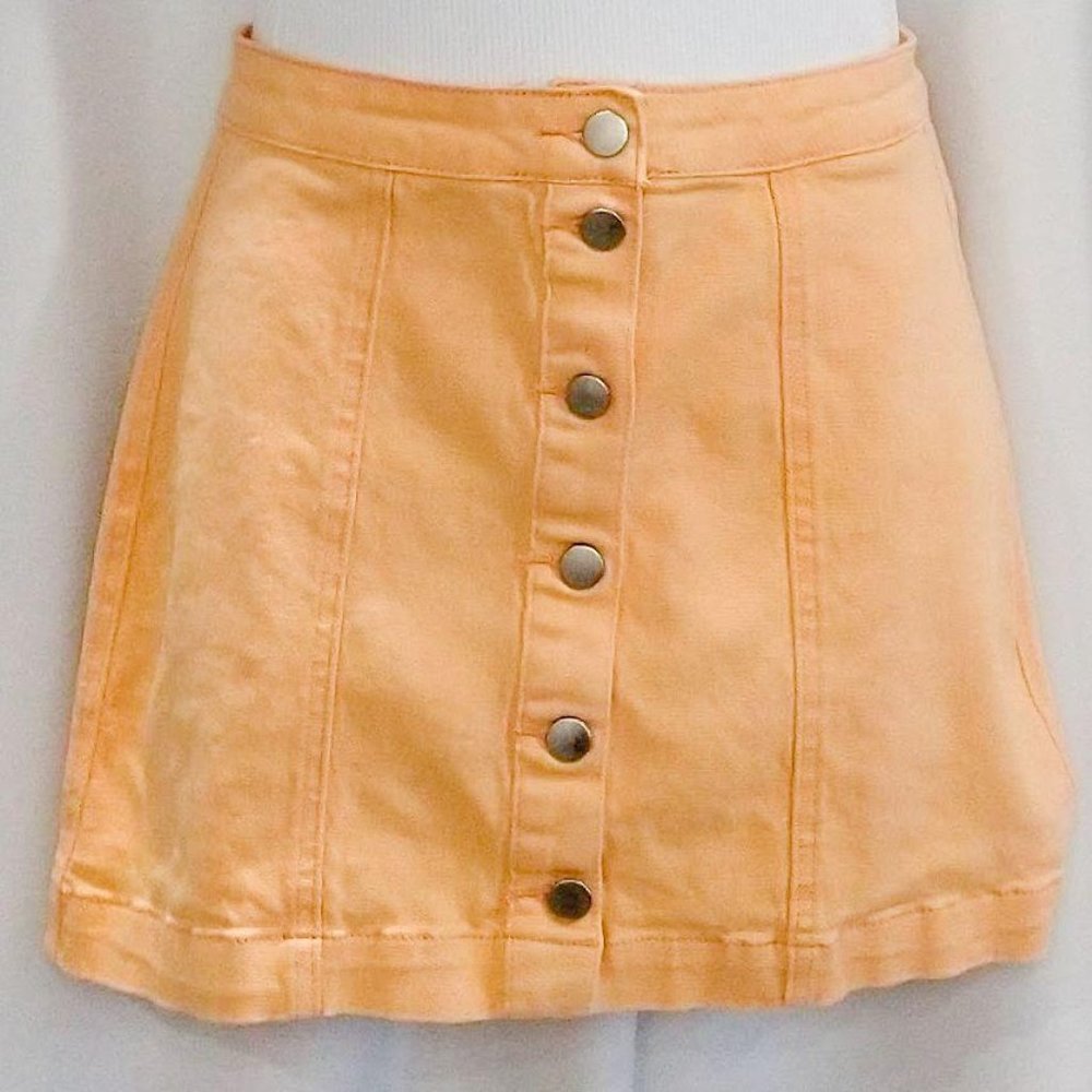 Pretty Little Thing Peach Denim Skirt Size 8